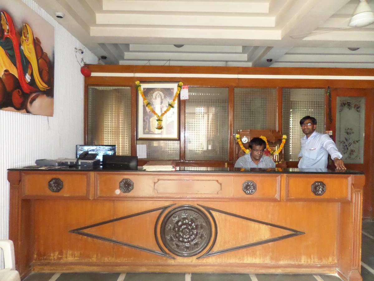 Hotel Ayodhya 纳西克 外观 照片
