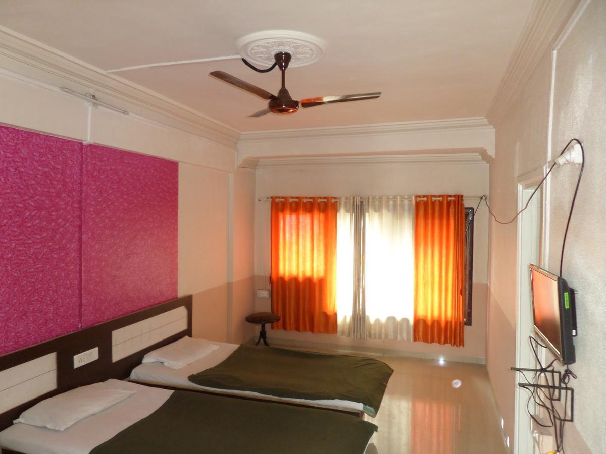 Hotel Ayodhya 纳西克 外观 照片
